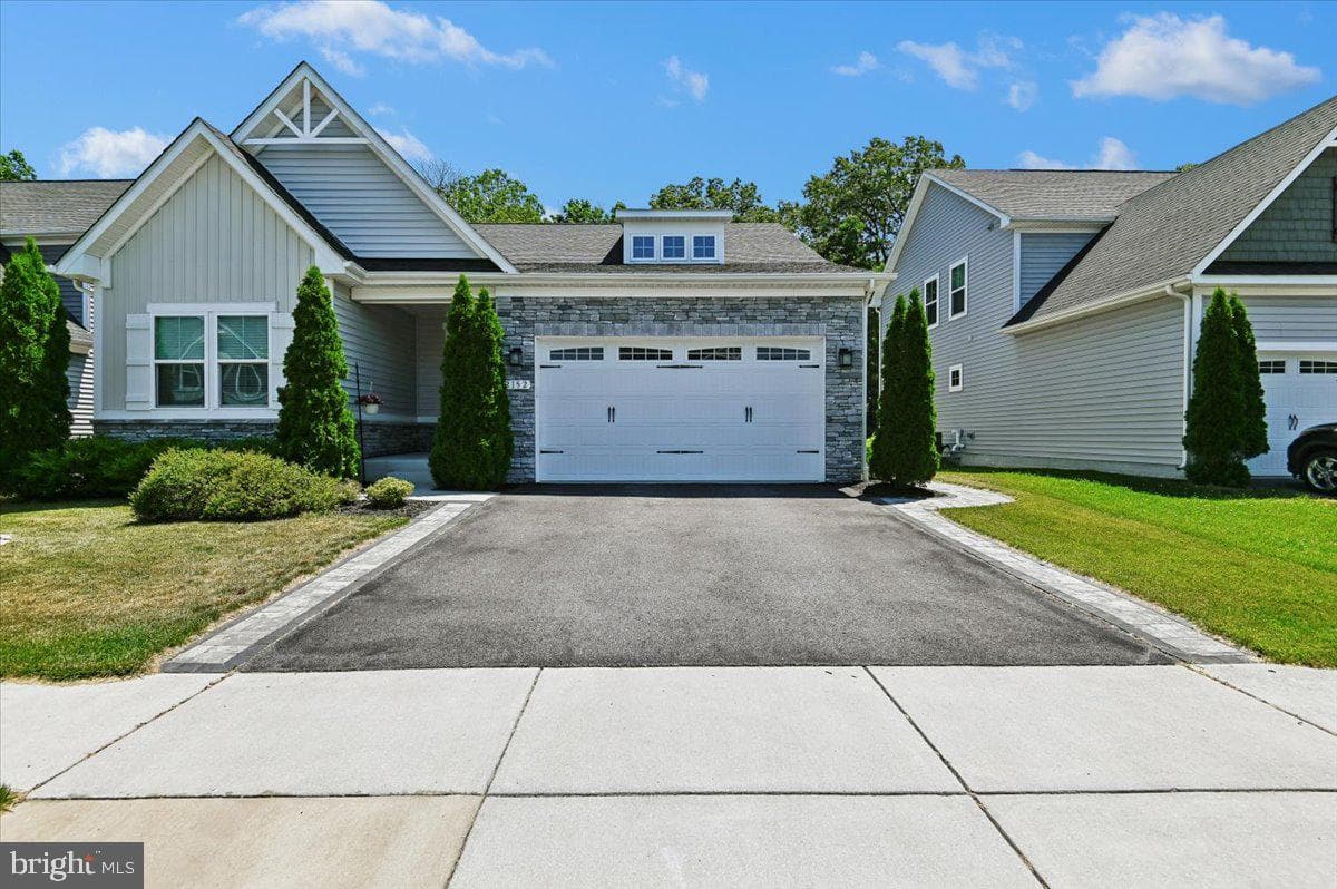 2152 Nottoway Drive photo 3