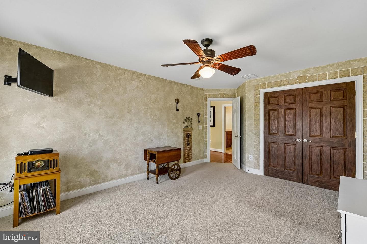 779 Olivia Way photo 31