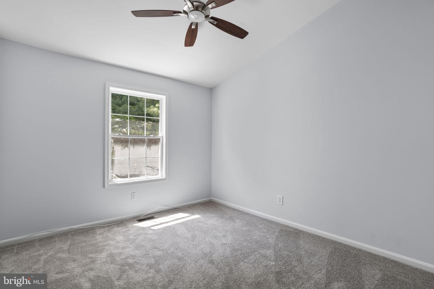 1114 Brassie Court photo 32
