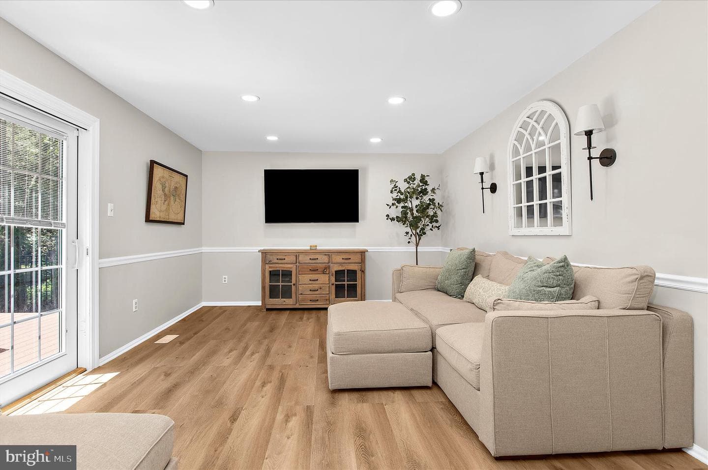 390 Boxelder Court photo 10