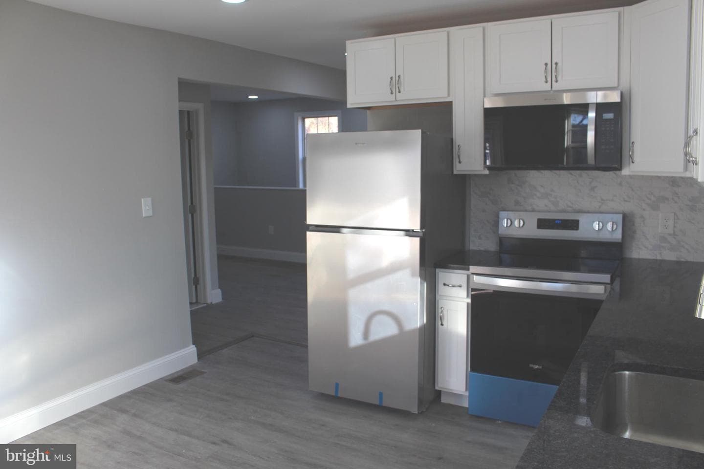 7967 Foster Avenue photo 12