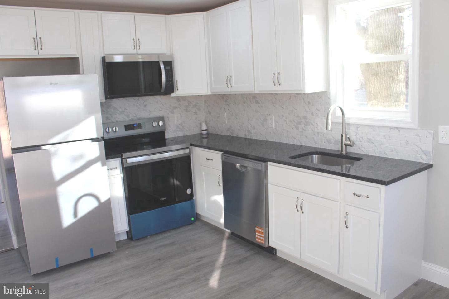 7967 Foster Avenue photo 13