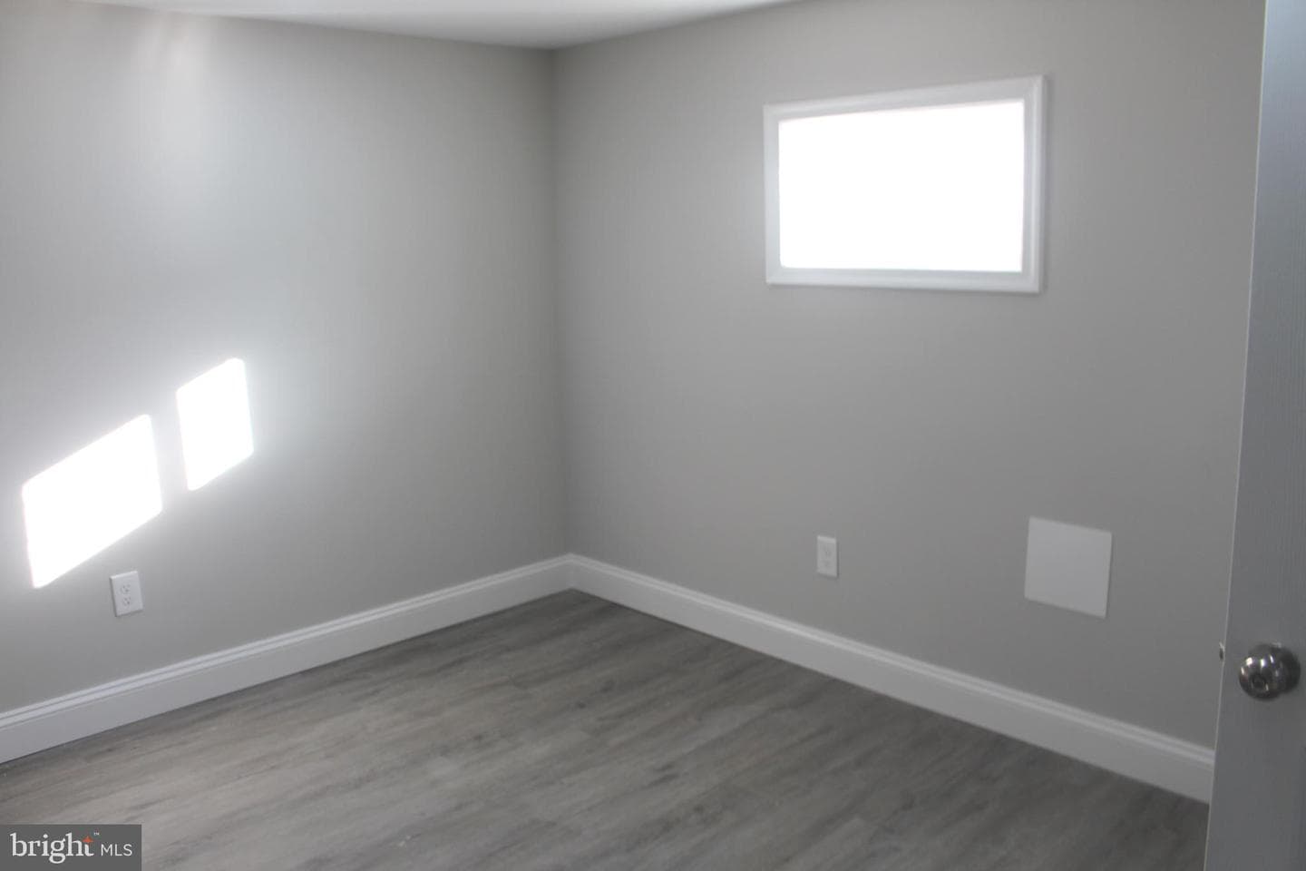 7967 Foster Avenue photo 29