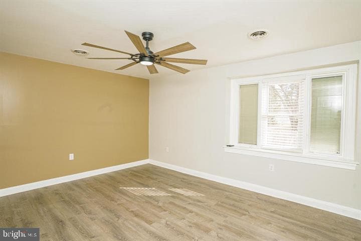 907 Reece Road photo 7