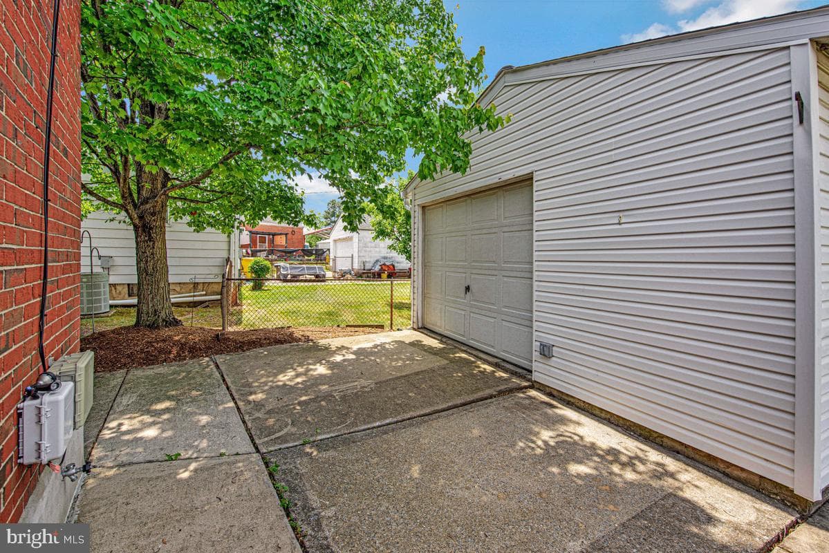 26 Kempton Road photo 33