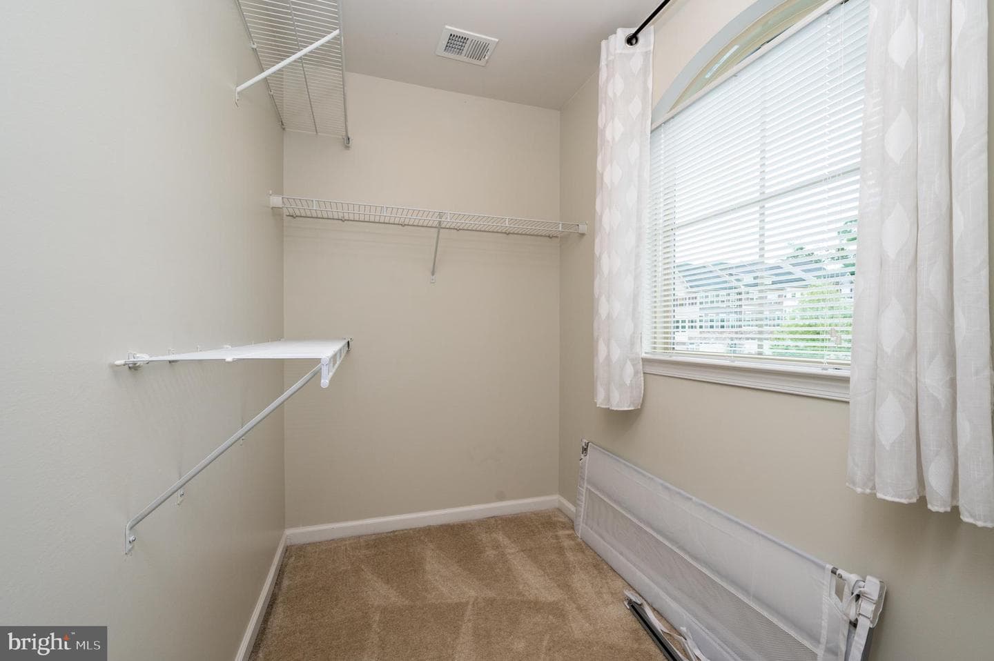 8323 Pondview Drive photo 40