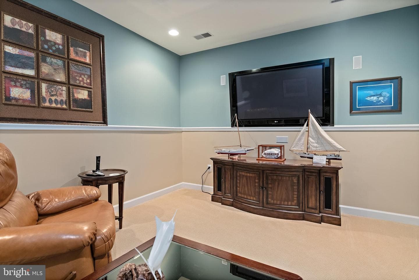 216 Bowen Court photo 41