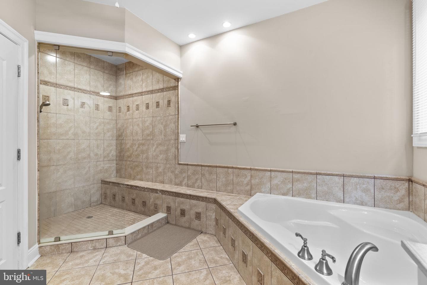 8024 Solley Road photo 39