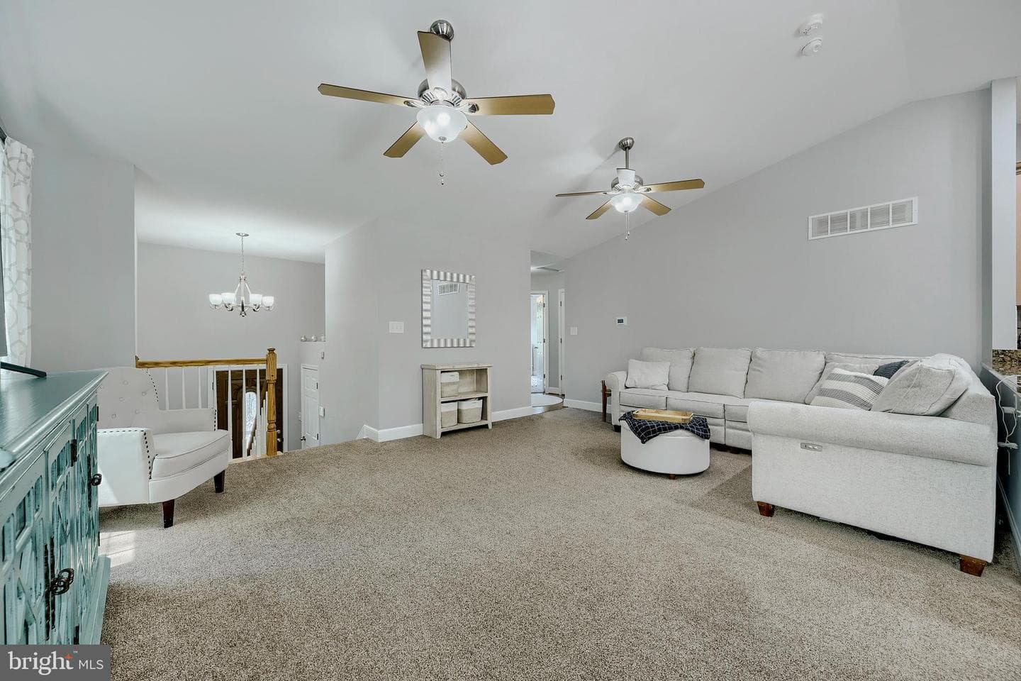 8105 Beverly Road photo 6