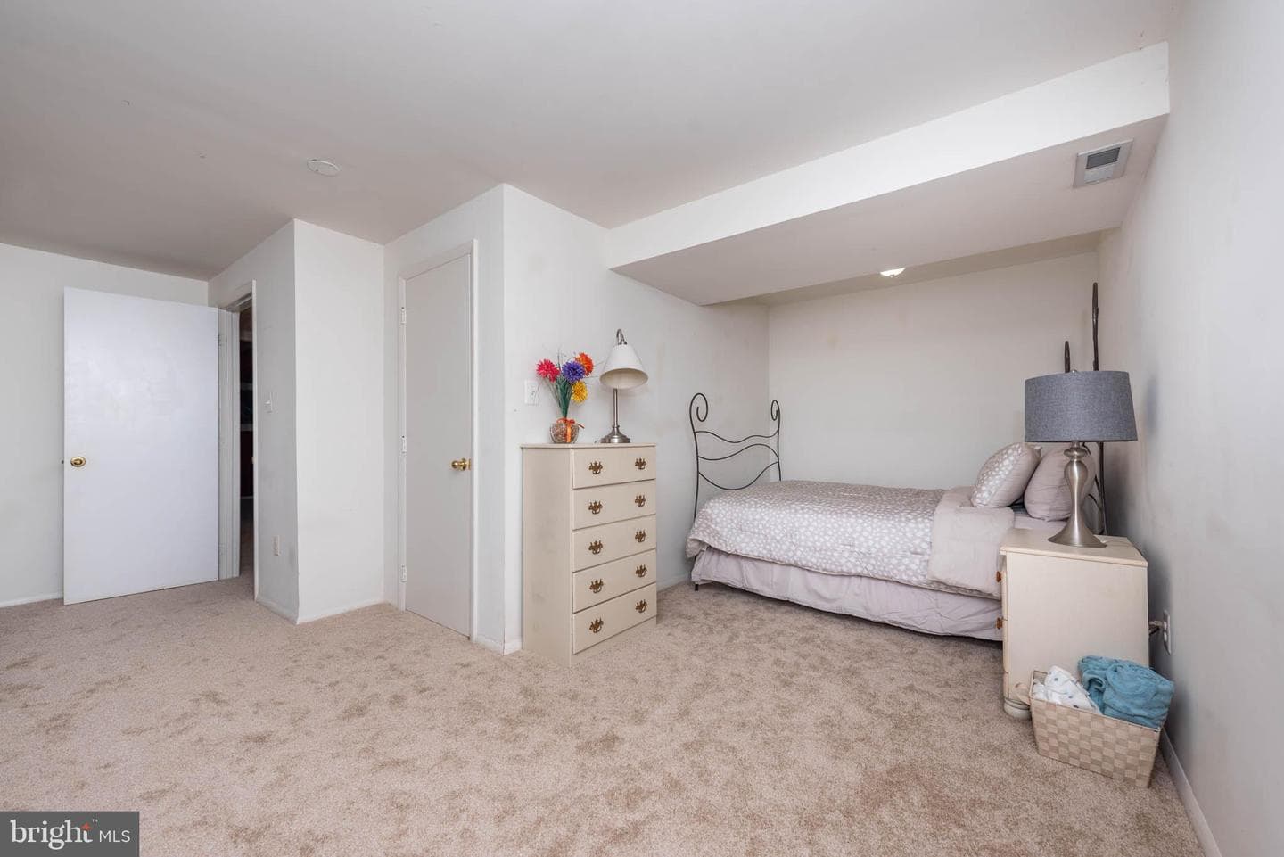 7709 Siden Dr photo 27