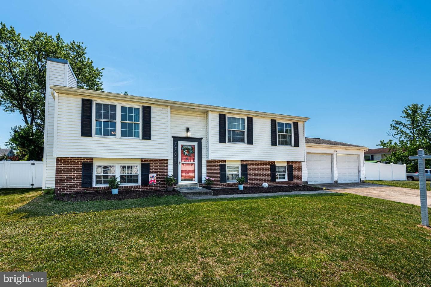 7709 Siden Dr photo 37