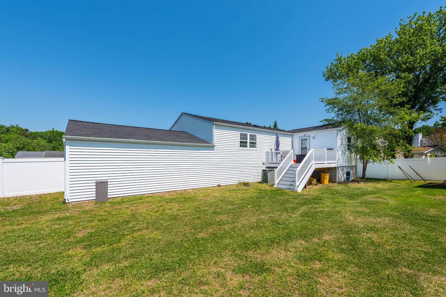 7709 Siden Dr photo 40