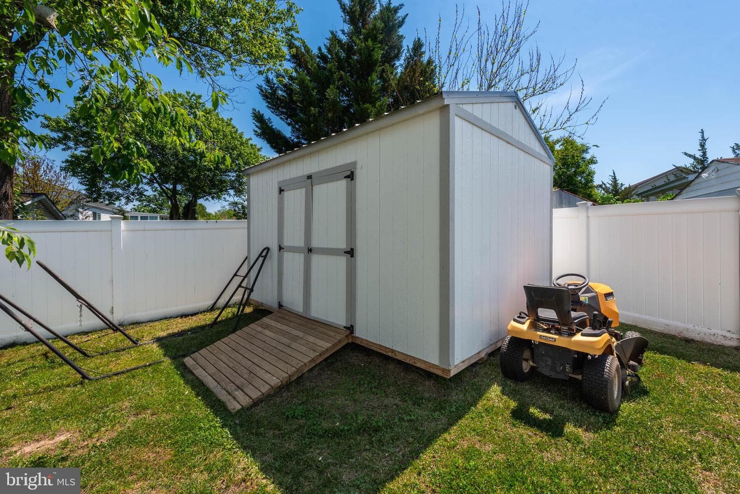 7709 Siden Dr photo 41