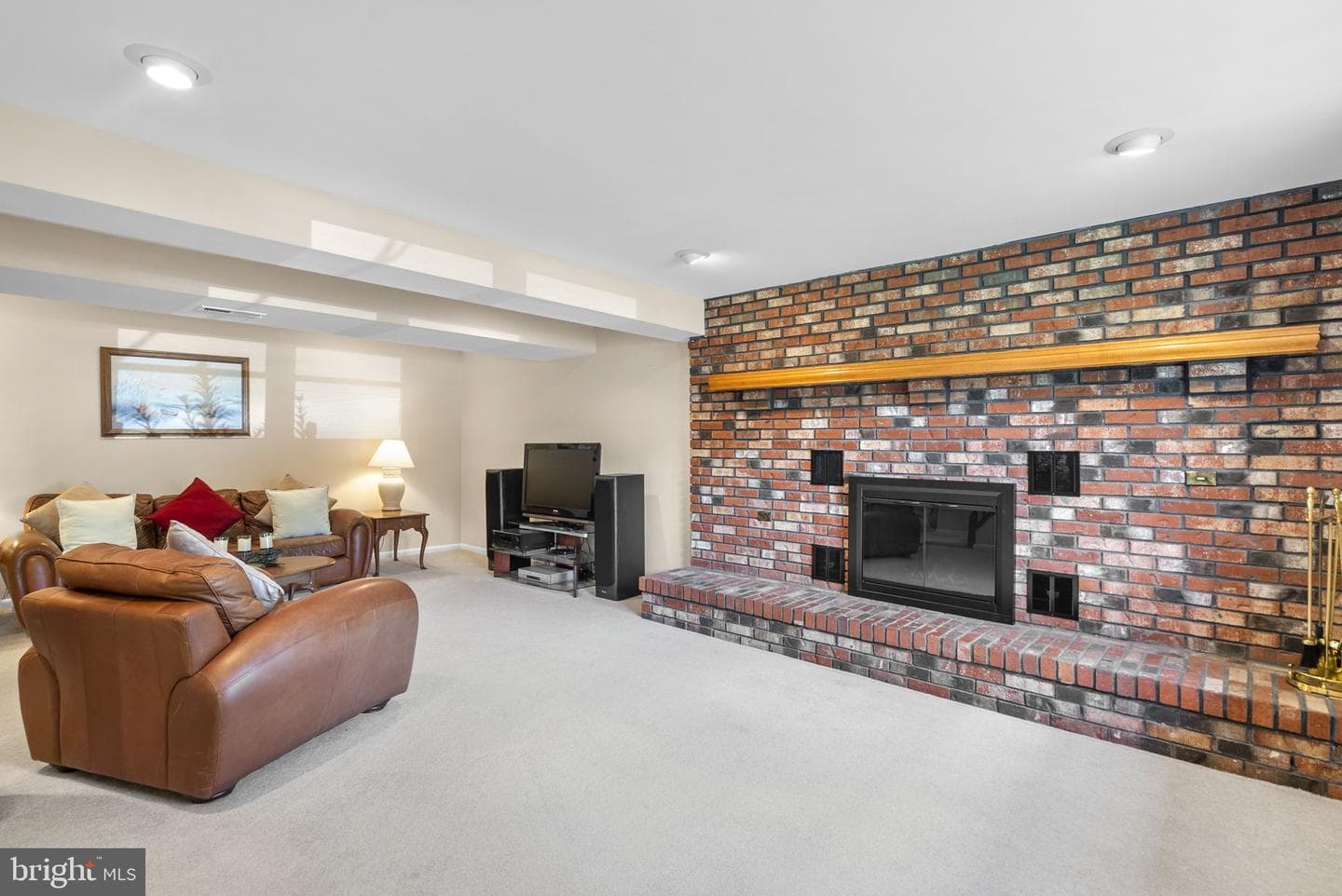 809 Brechin Garth photo 34