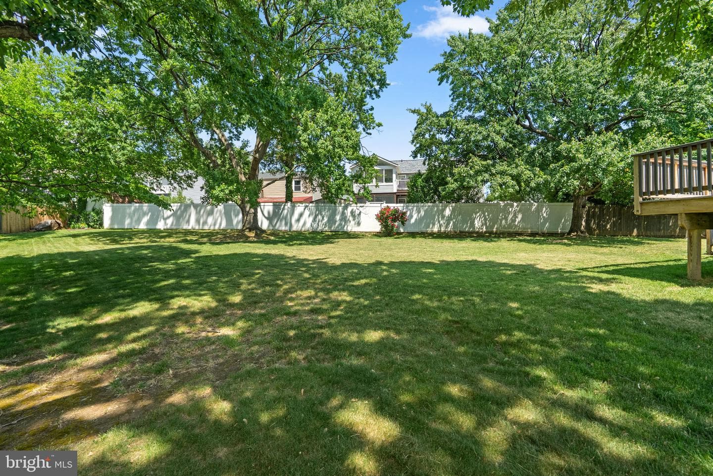 809 Brechin Garth photo 42