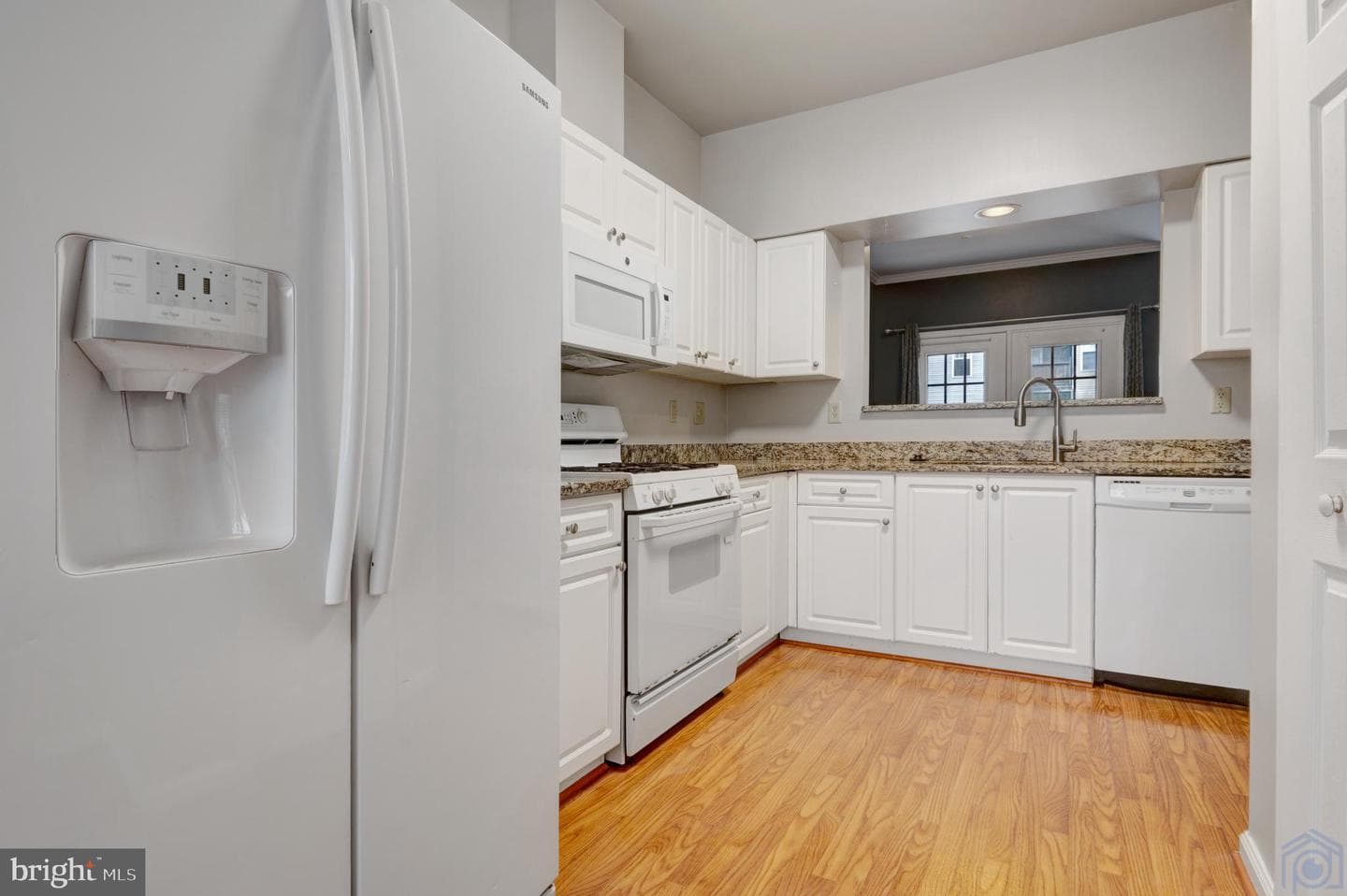 2543 Selkirk Court photo 18