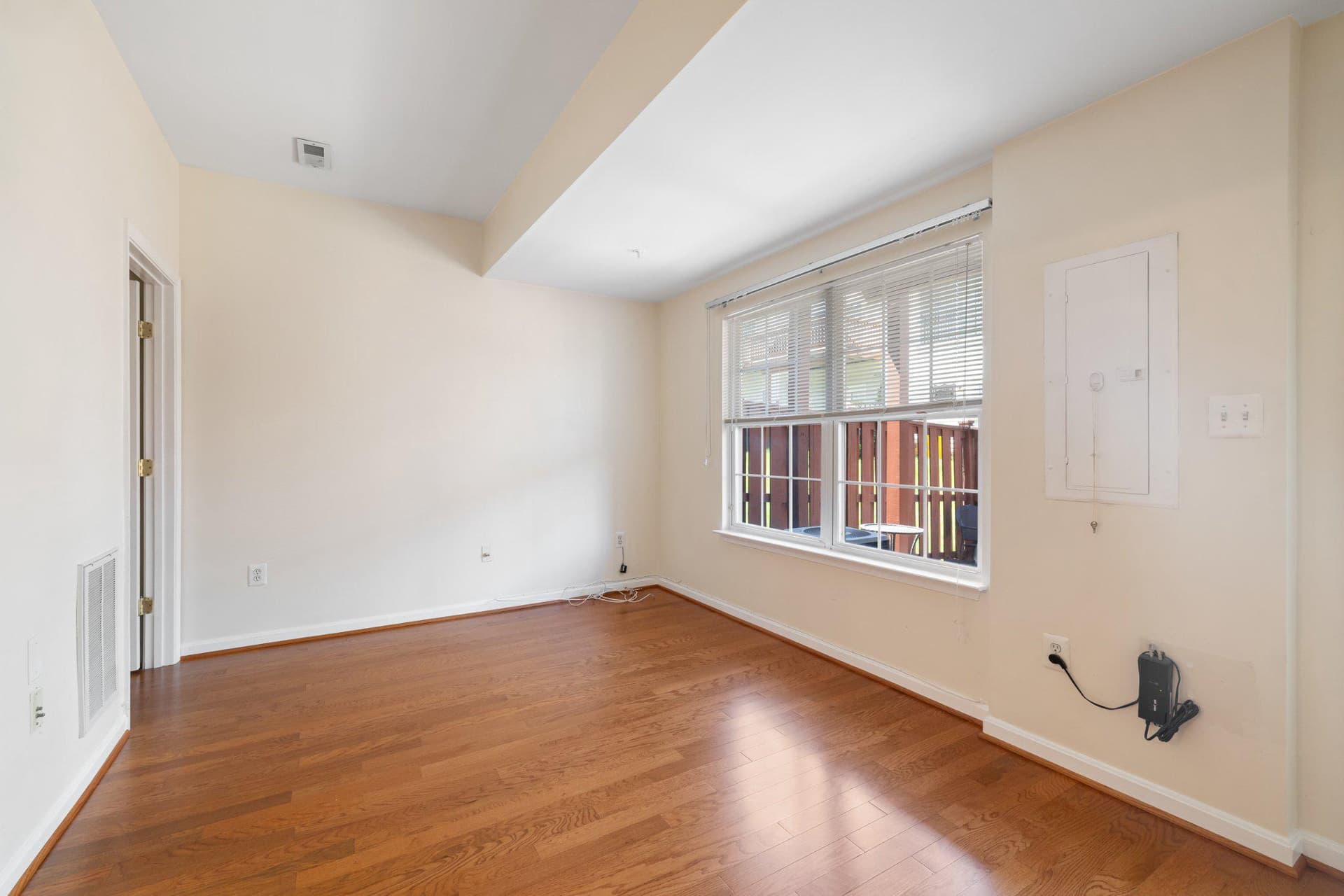 8328 Cloud Street photo 23