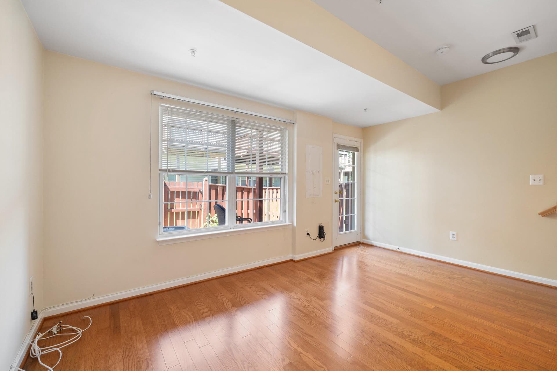 8328 Cloud Street photo 25