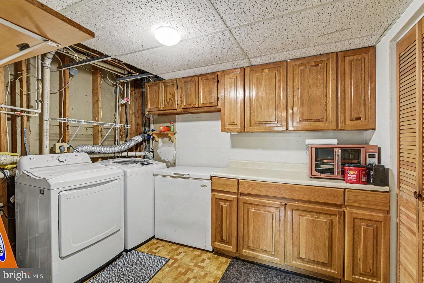 218 Virginia Ave photo 24
