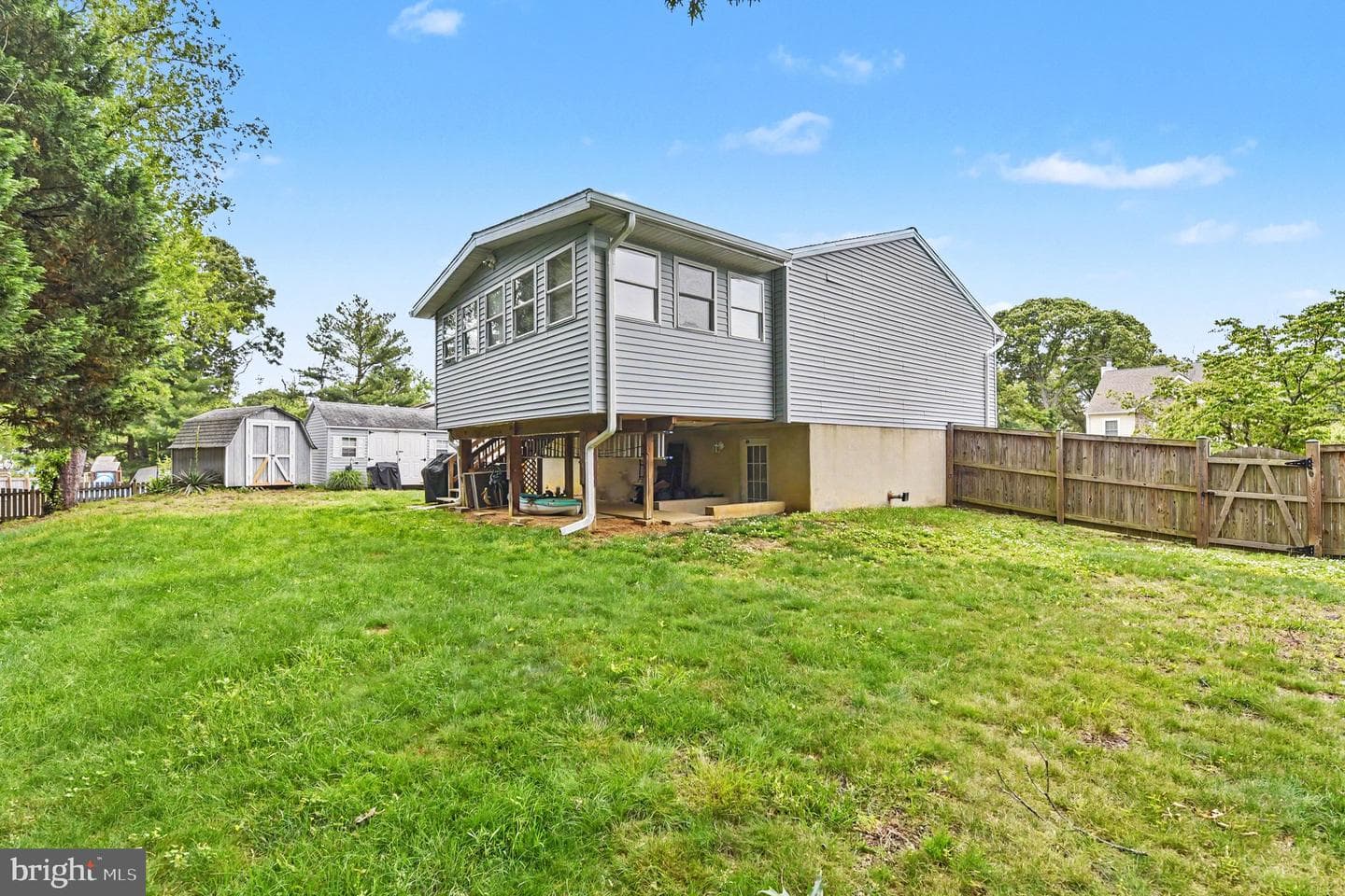 218 Virginia Ave photo 25