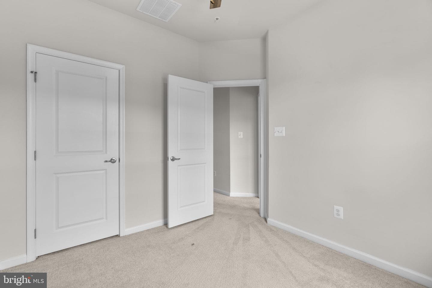 7911 N Gladden Farm Way photo 31
