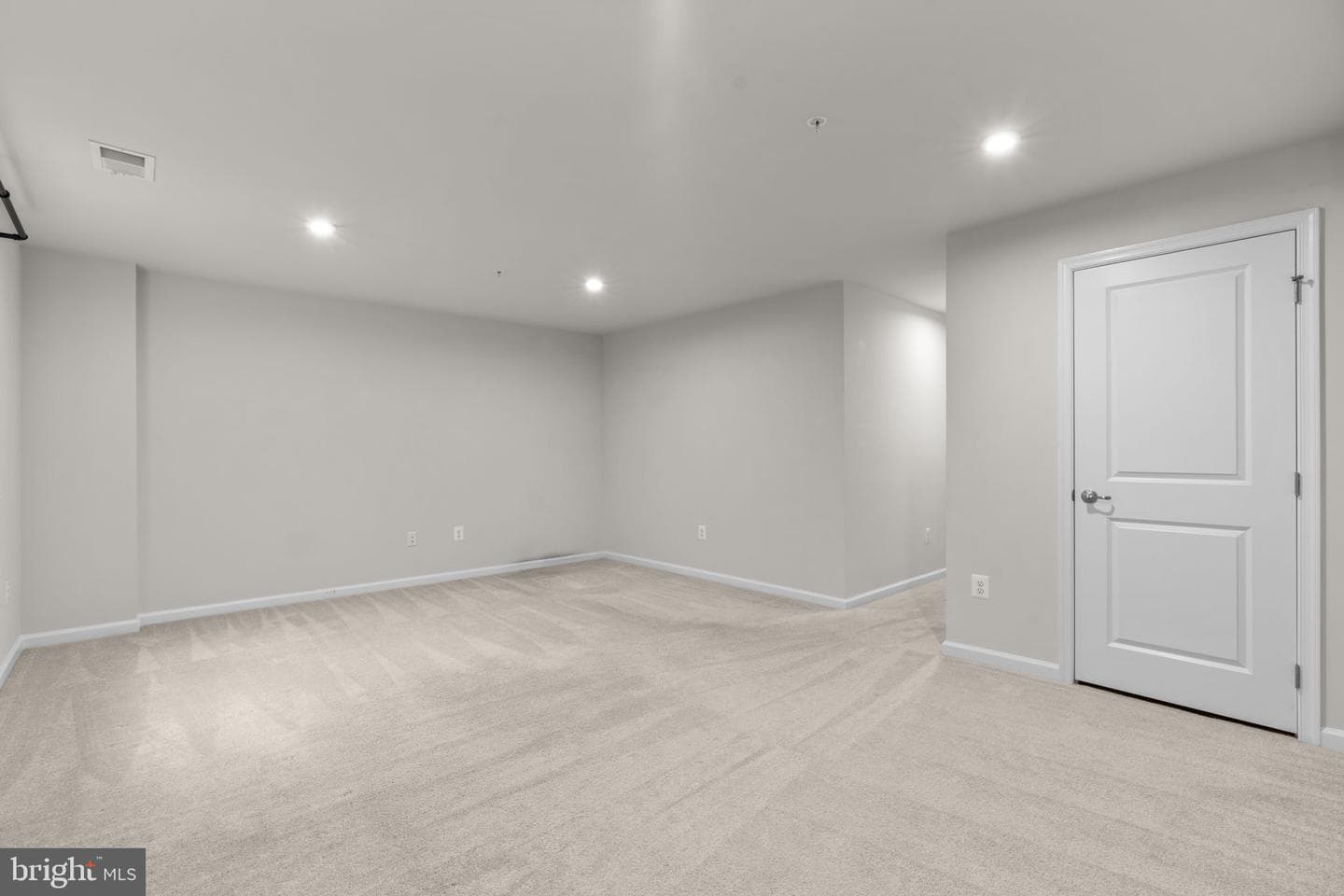 7911 N Gladden Farm Way photo 36