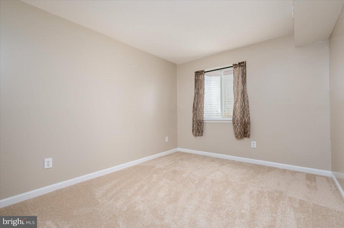 7307 Gardenia Lane photo 27