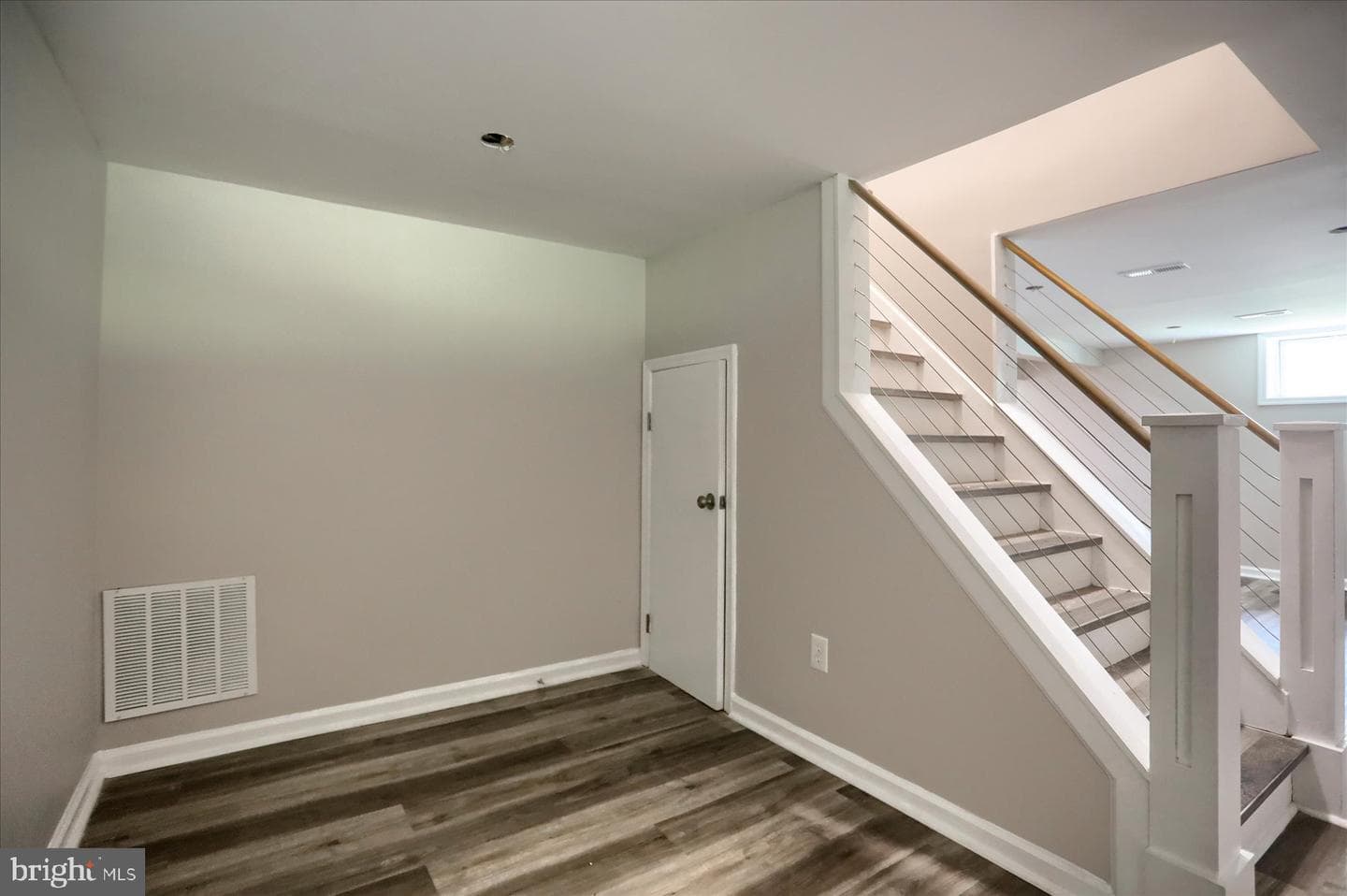 573 Rita Dr photo 28
