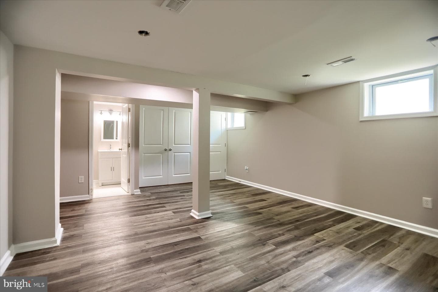573 Rita Dr photo 29