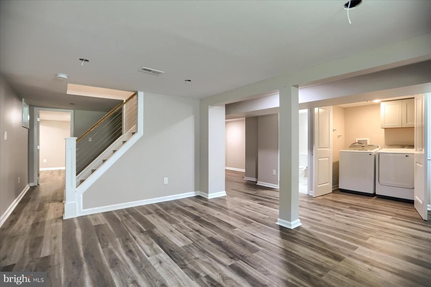 573 Rita Dr photo 32