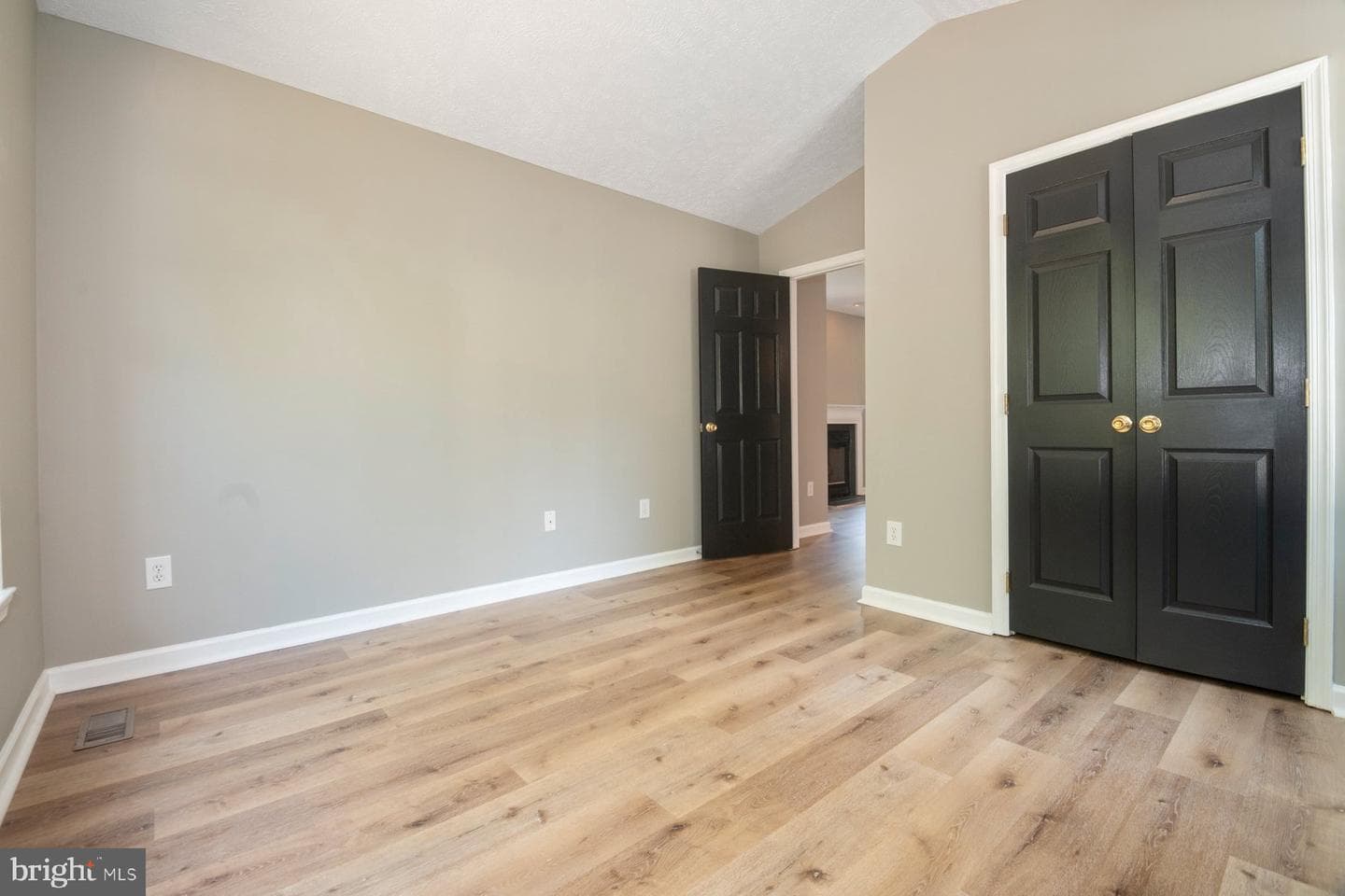 1214 Markham Lane photo 14