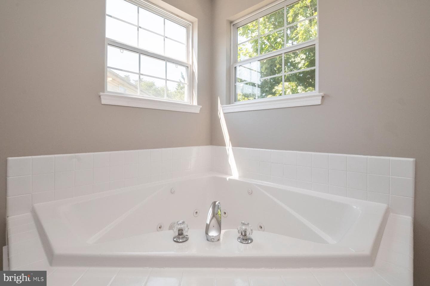 1214 Markham Lane photo 23