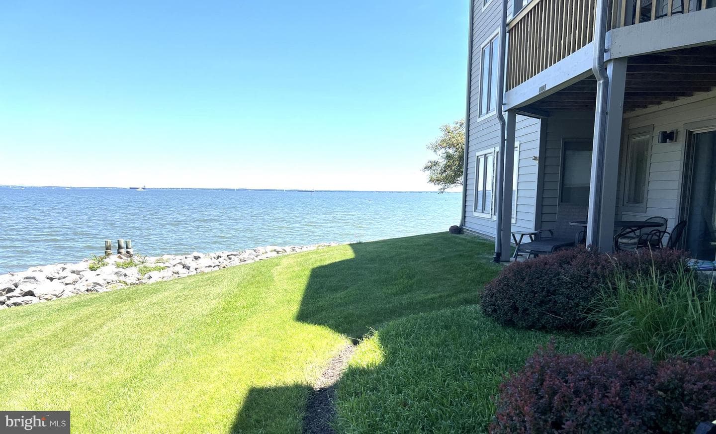 2020 Quay Village Court #t1 photo 5