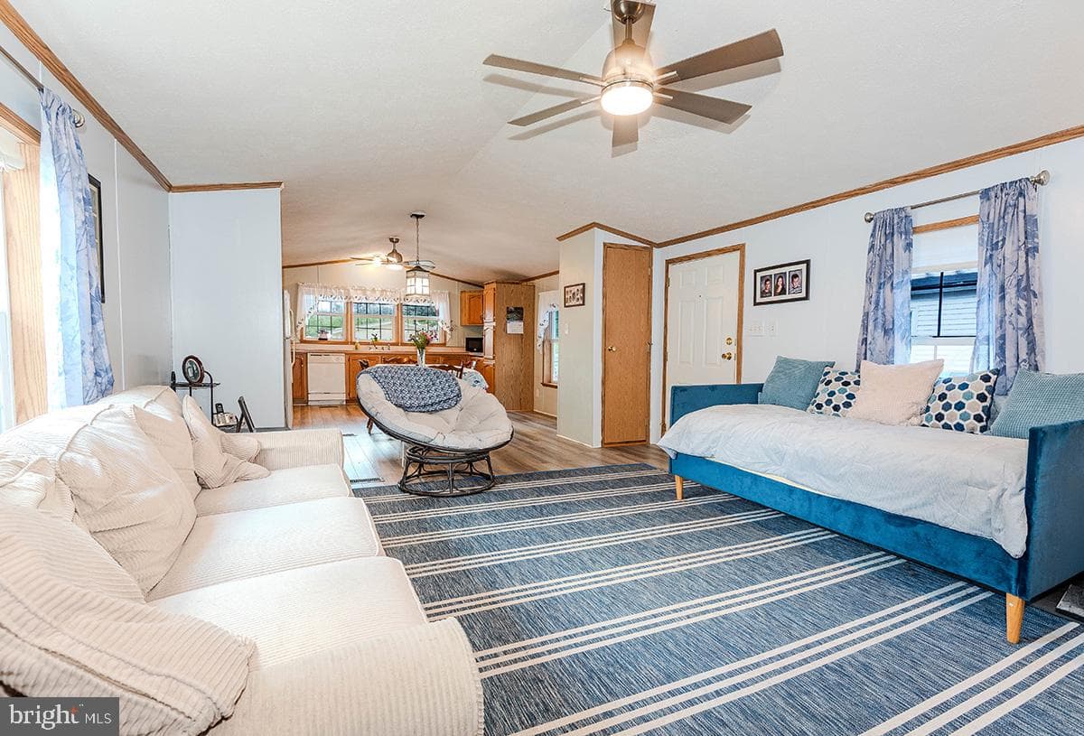 8021 Fair Breeze Drive photo 3