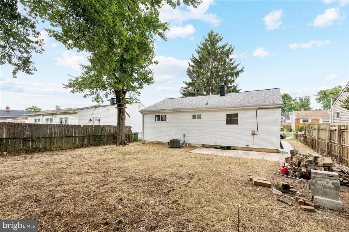 114 Cedar Hill Rd photo 35