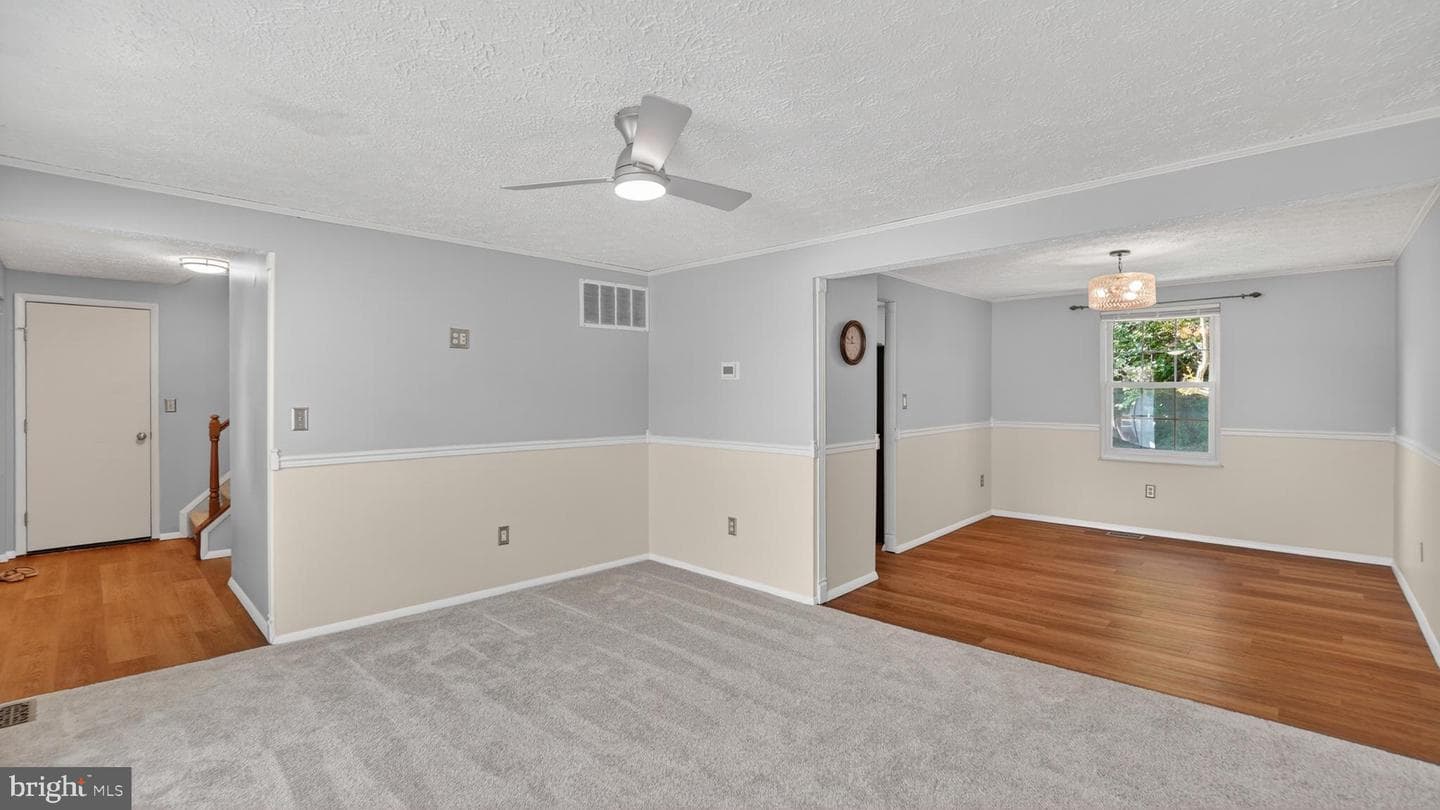 7912 Pepperbox Lane photo 12