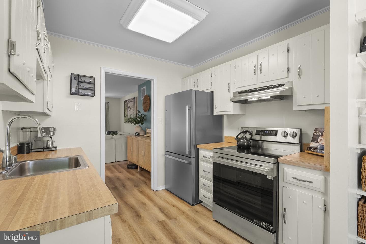 1673 Forest Hill Court photo 14