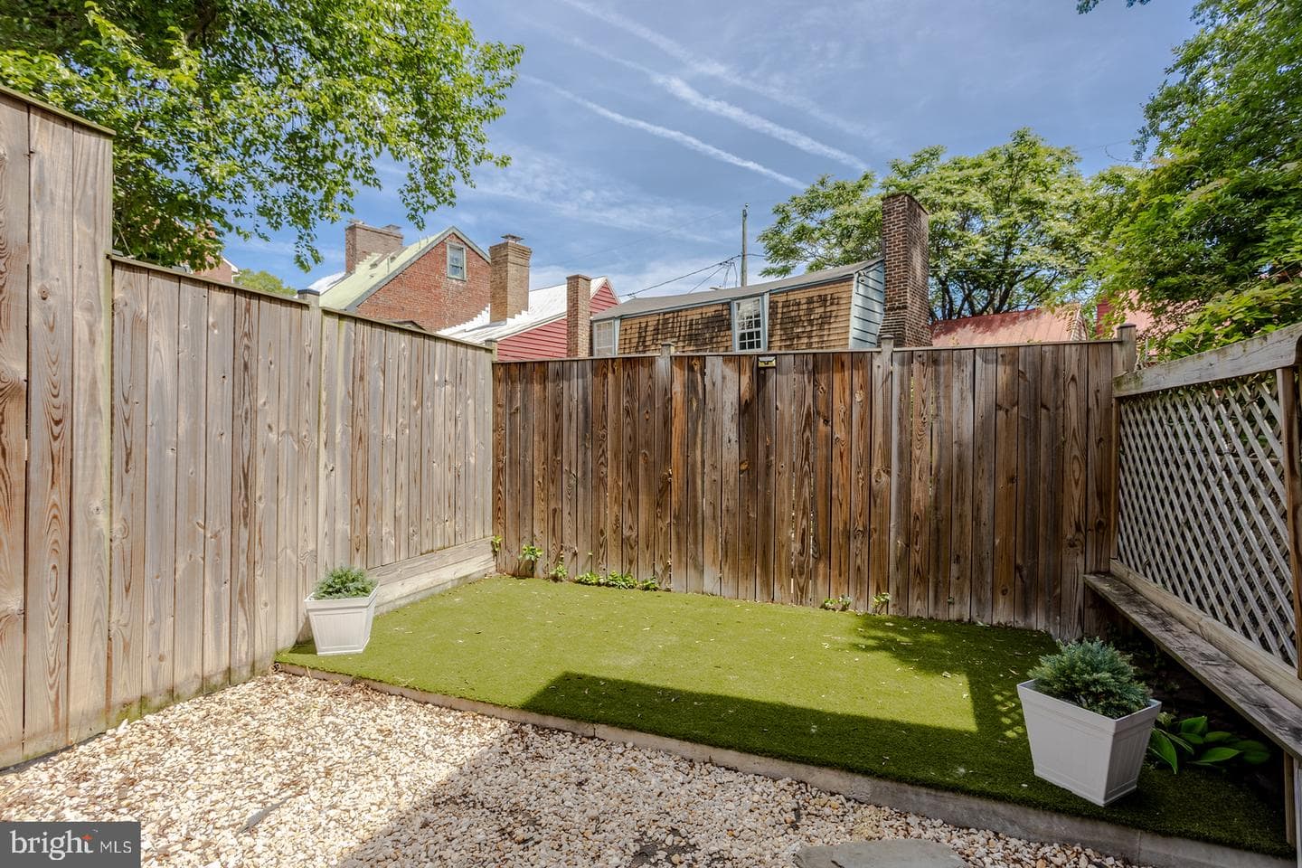 32 Cornhill Street photo 8