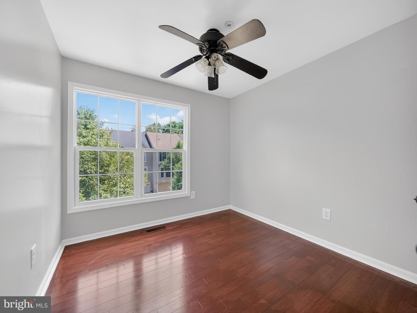 8602 Lark Place photo 32