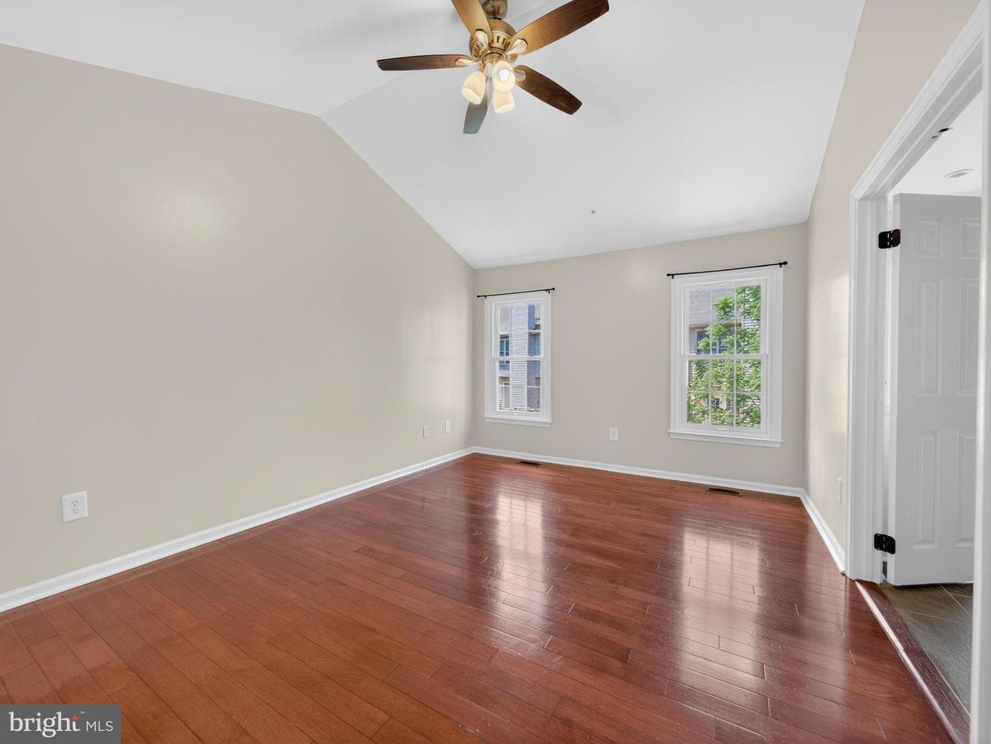 8602 Lark Place photo 37