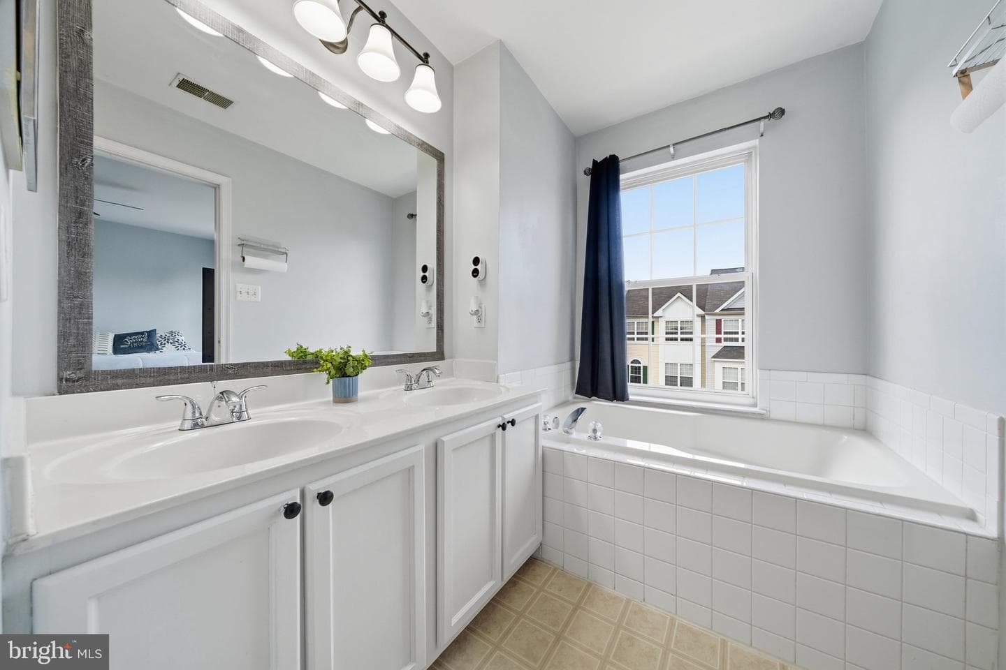4107 Apple Leaf Ct photo 31
