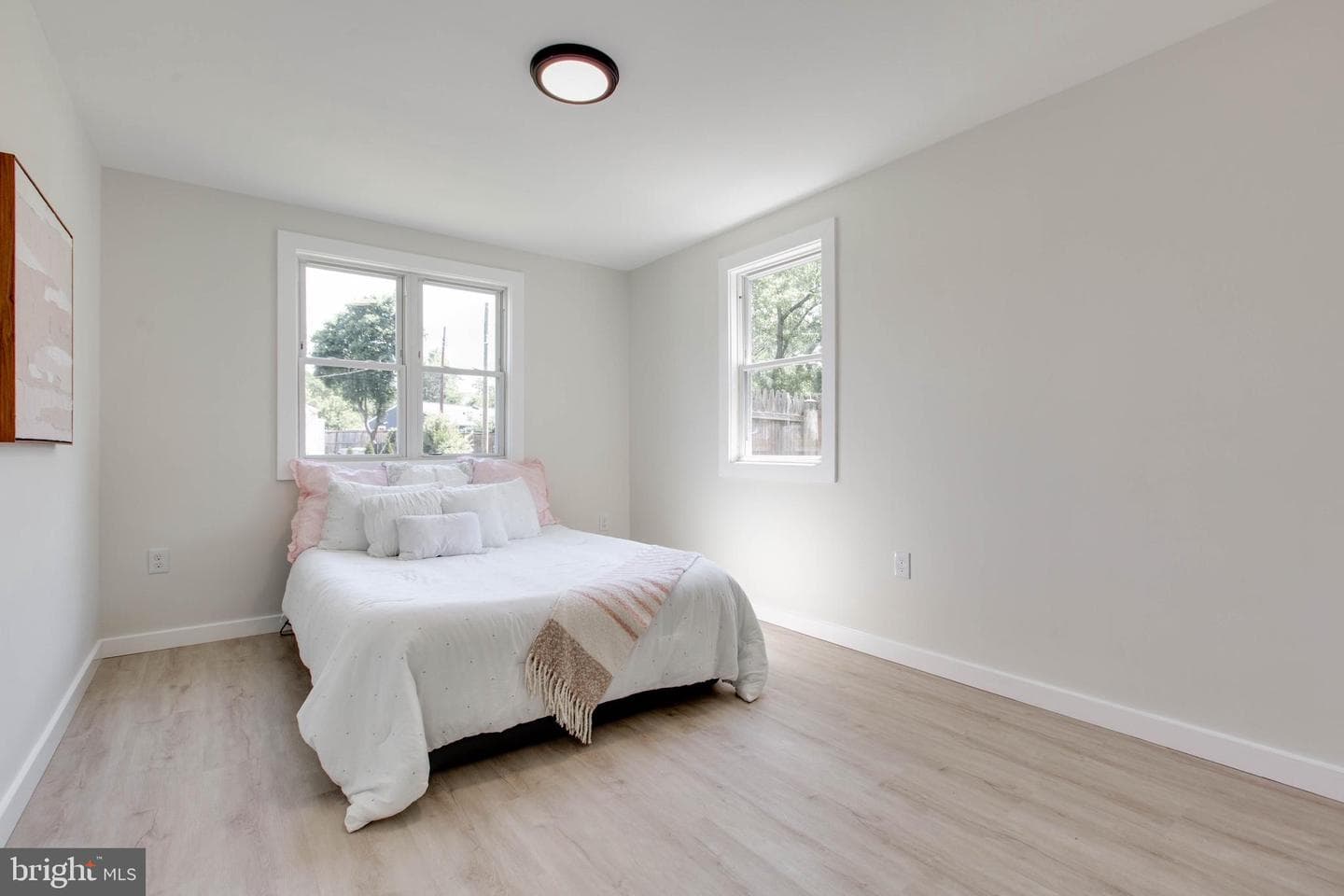 1241 Guildford Road photo 23