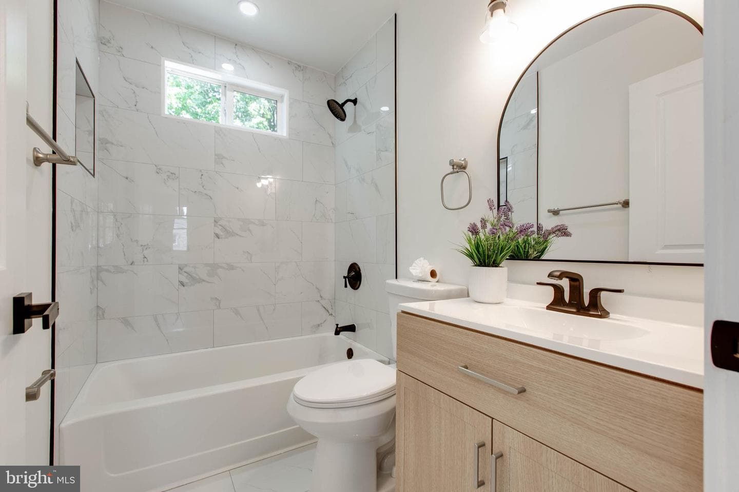 1241 Guildford Road photo 27