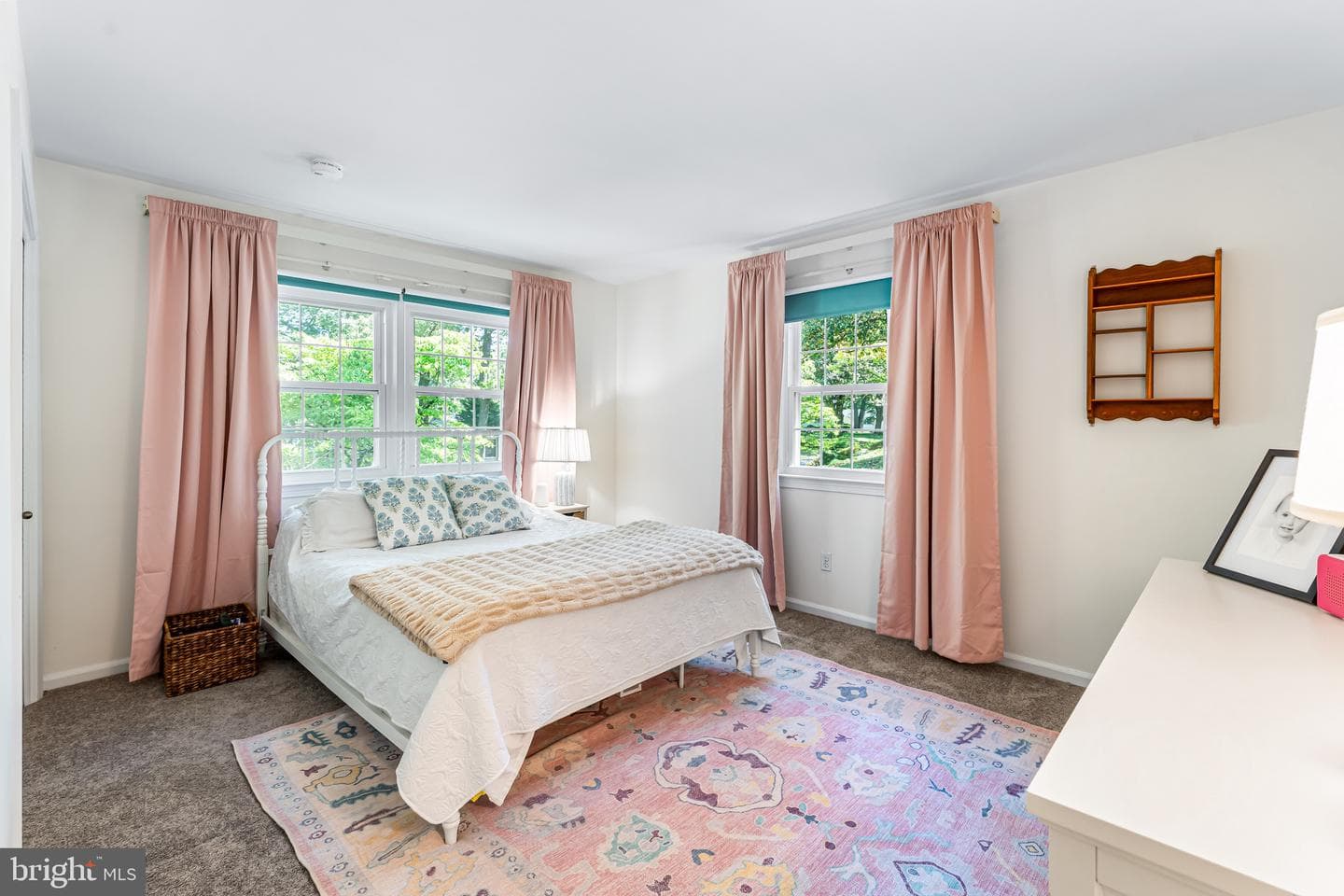11 Saint Ives Drive photo 28