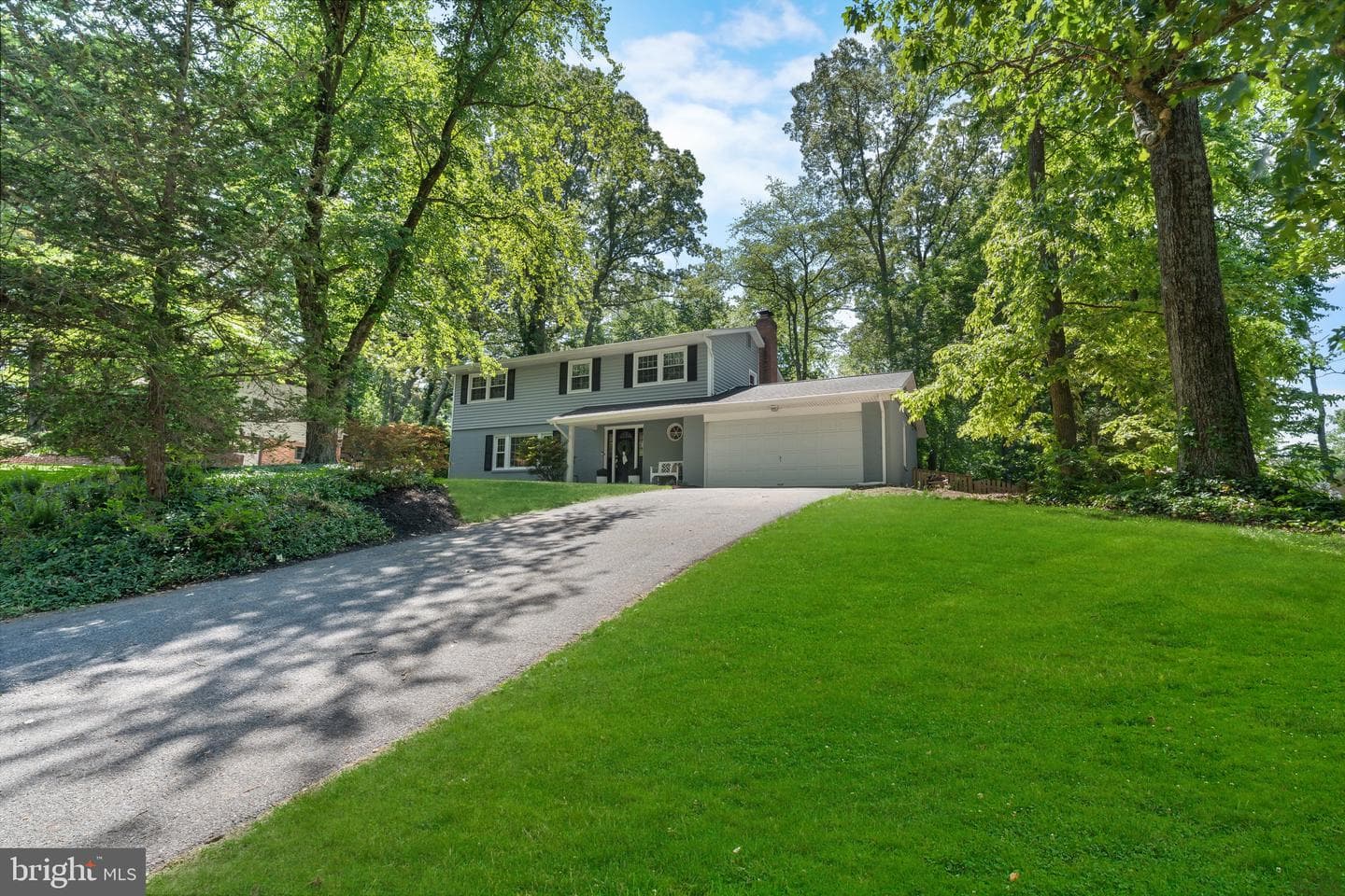 11 Saint Ives Drive photo 42