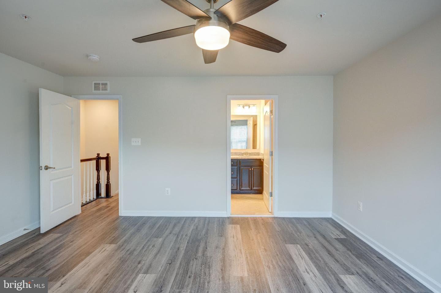 1317 Hawthorn Drive photo 12