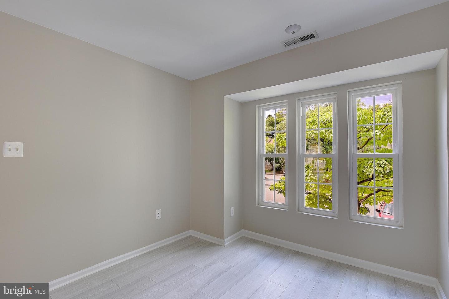 1509 Marlborough Court photo 11
