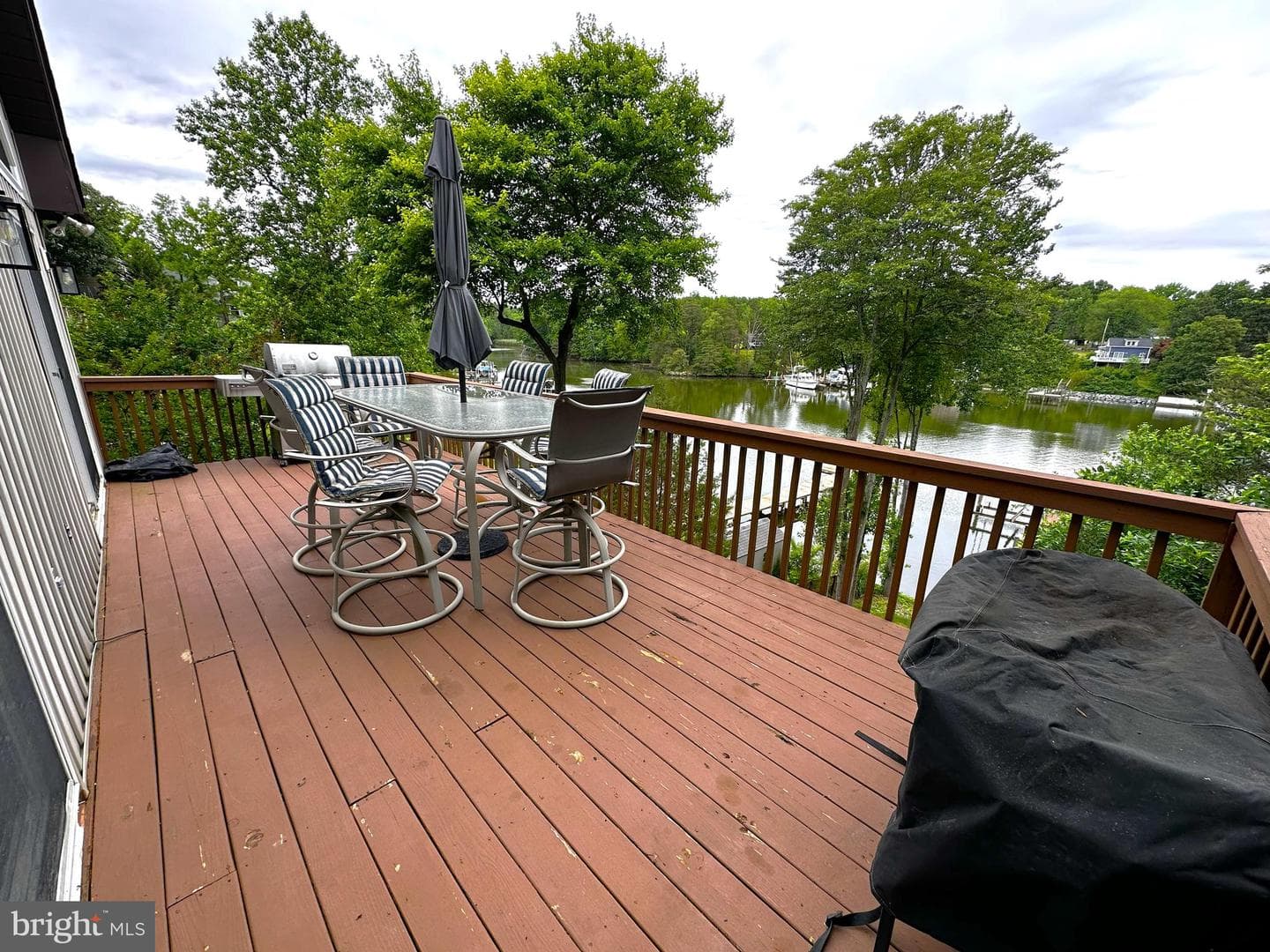 836 North Shore Drive photo 5
