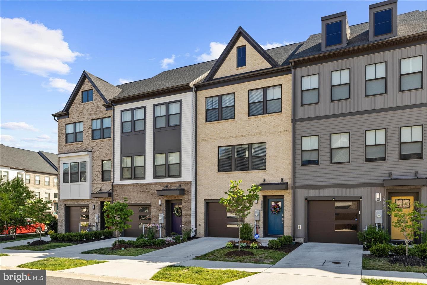 605 Lakemont Drive photo 4