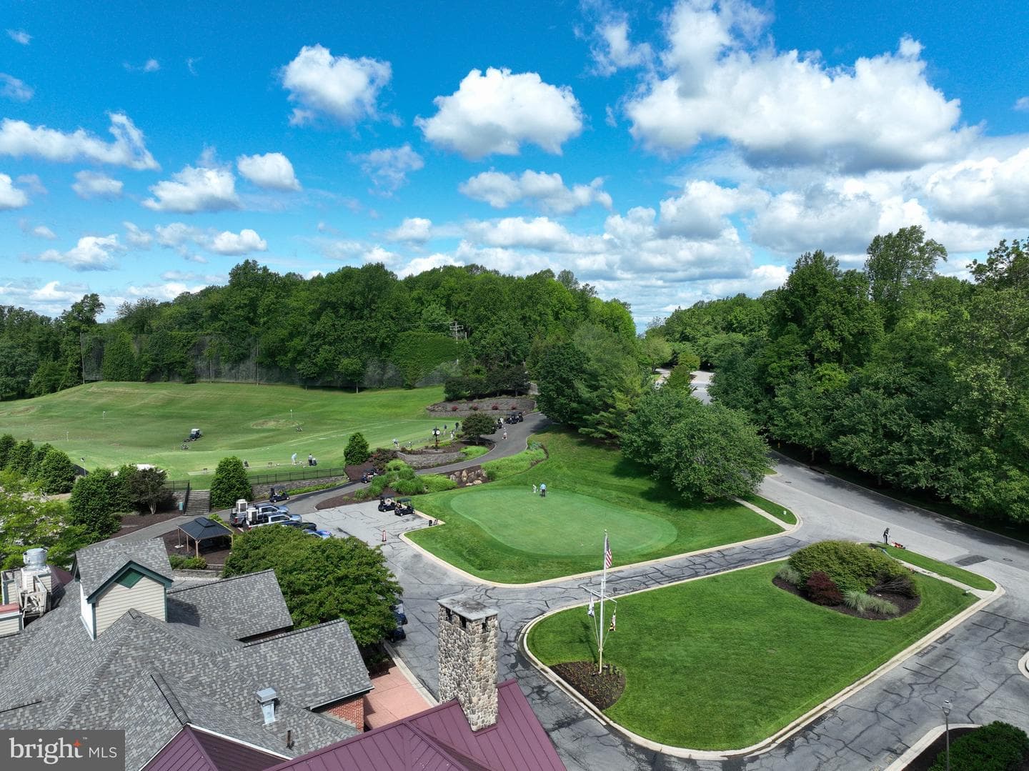 9 Sewall Court photo 104
